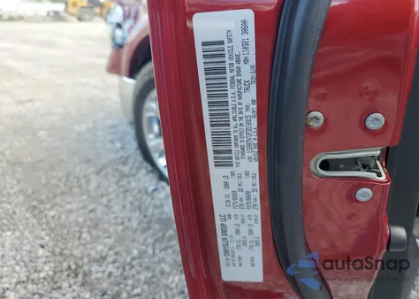 2015 Ram 1500 Laramie z USA, uszkodzony, nr VIN 1C6RR7NT2FS510315